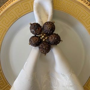 NWT set of 10 handmade beaded floral napkin rings napkin holders